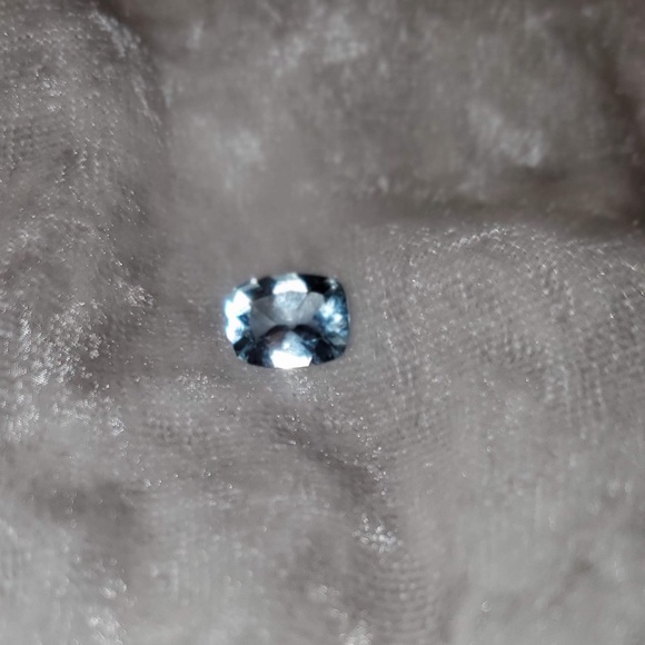 Aquamarine stone - Picture 2 of 3